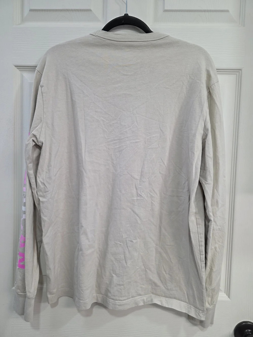 American Eagle Outfitters Tan And Pink Long-Sleeve Crewneck Graphic TShirt